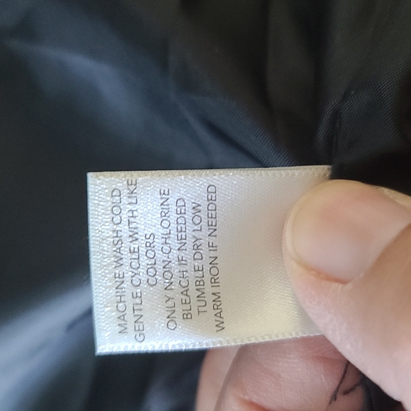 Black lightweight quilted coat Christopher & Banks medium - Picture 10 of 10